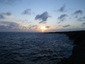 黄昏時の海